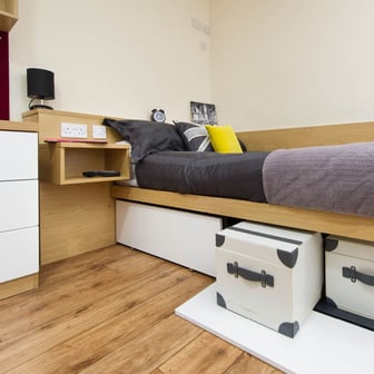 Platinum Plus Studio - Image 5